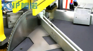 香蕉视频下载地址加工廠工人在切割香蕉视频下载地址時需要注意哪些？