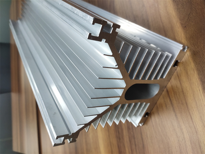 散熱片香蕉视频下载地址外殼