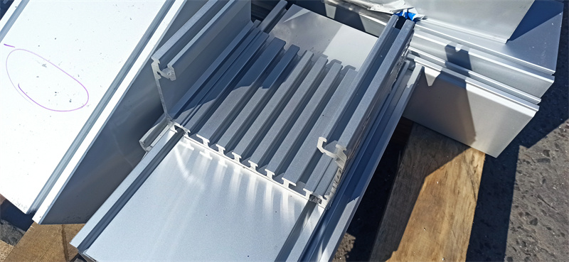 香蕉视频下载地址電池外殼擠壓開模定製